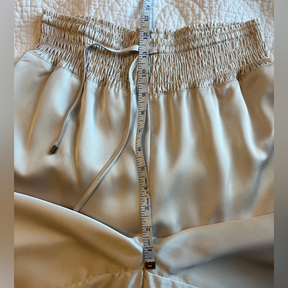 Brochu Walker Gorja Pant Satin Pull On Quiet Luxury Holiday Dust Ivory Medium - Picture 10 of 12